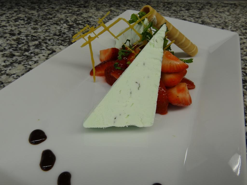 Herisau Swiss Quality Hotel Екстериор снимка